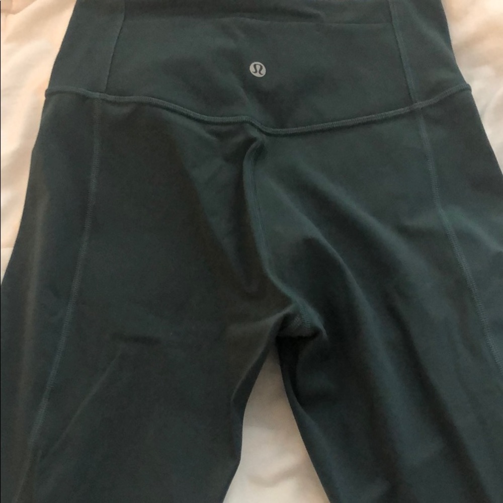 Lululemon green yoga pants